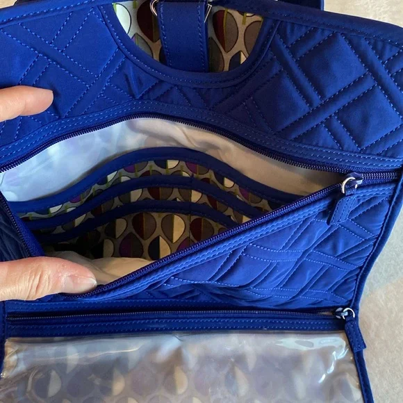 Vera Bradley Hanging Roll Up Travel Organizer. Cosmetic/Bathroom Bag. EUC Royal. - Picture 11 of 13